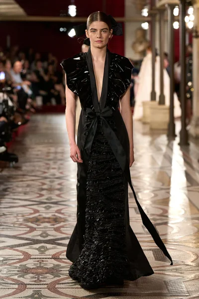 Look 35